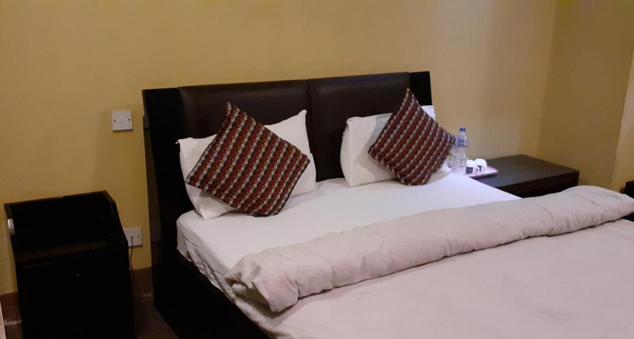 Ambience House Ξενοδοχείο Lalitpur Εξωτερικό φωτογραφία